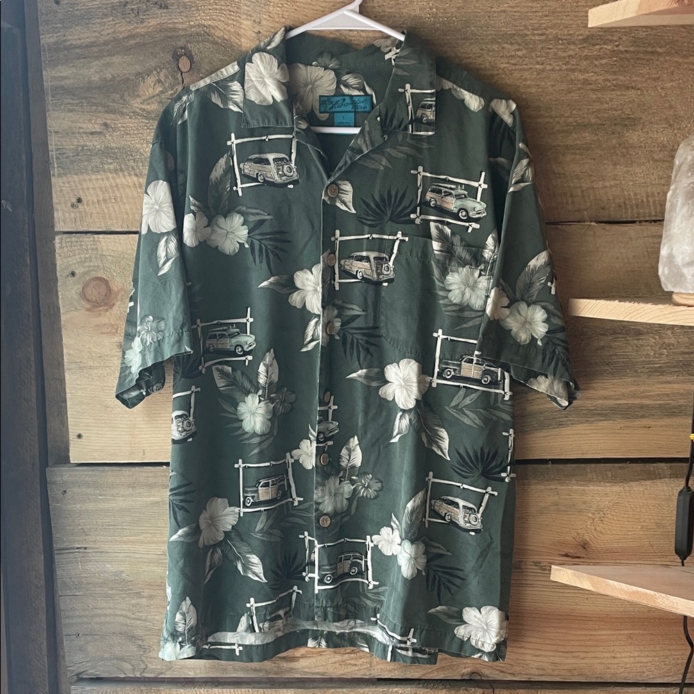 Paradise Blue Hawaiian Button Down Shirt